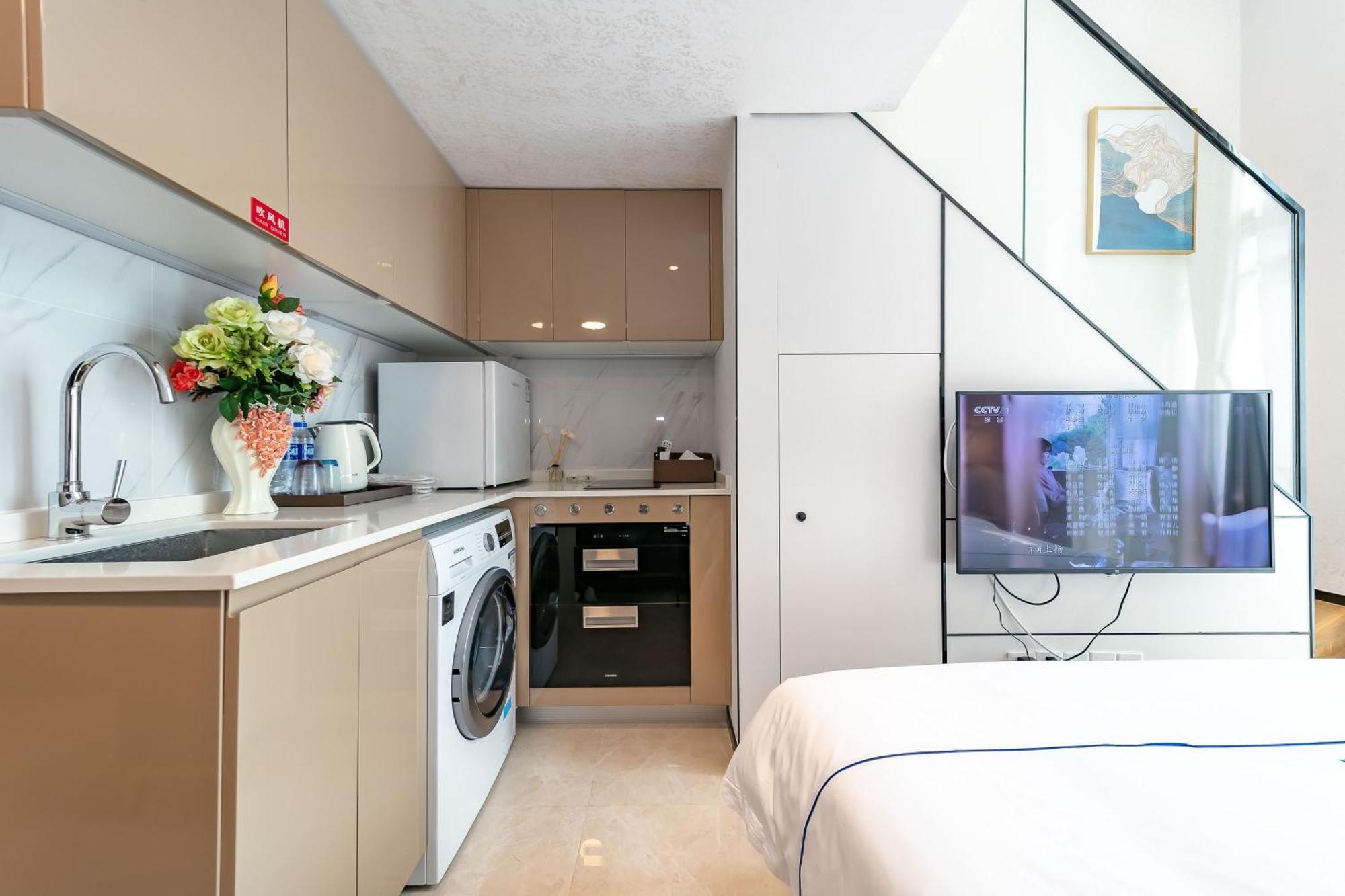 Boruisi Plaza Residence Apartment - Shenzhen Futian Convention & Exhibition Center エクステリア 写真